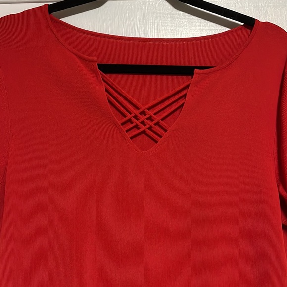 Simple yet elegant. - Picture 2 of 2